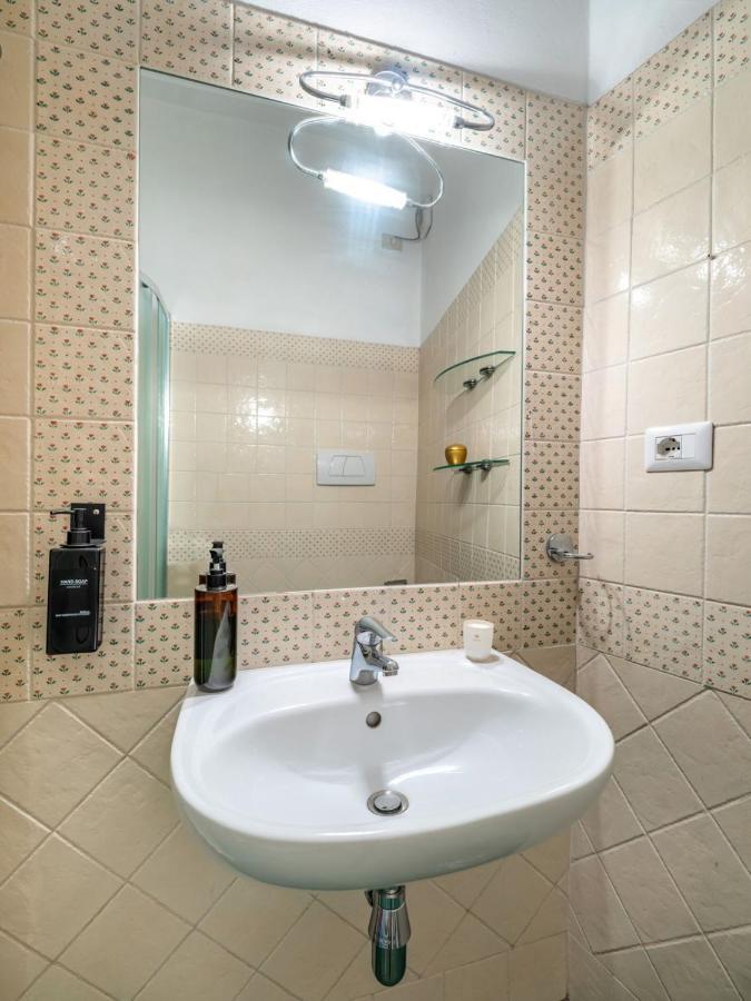 S2 Tower - Dolcevita Holiday Florenz Exterior foto